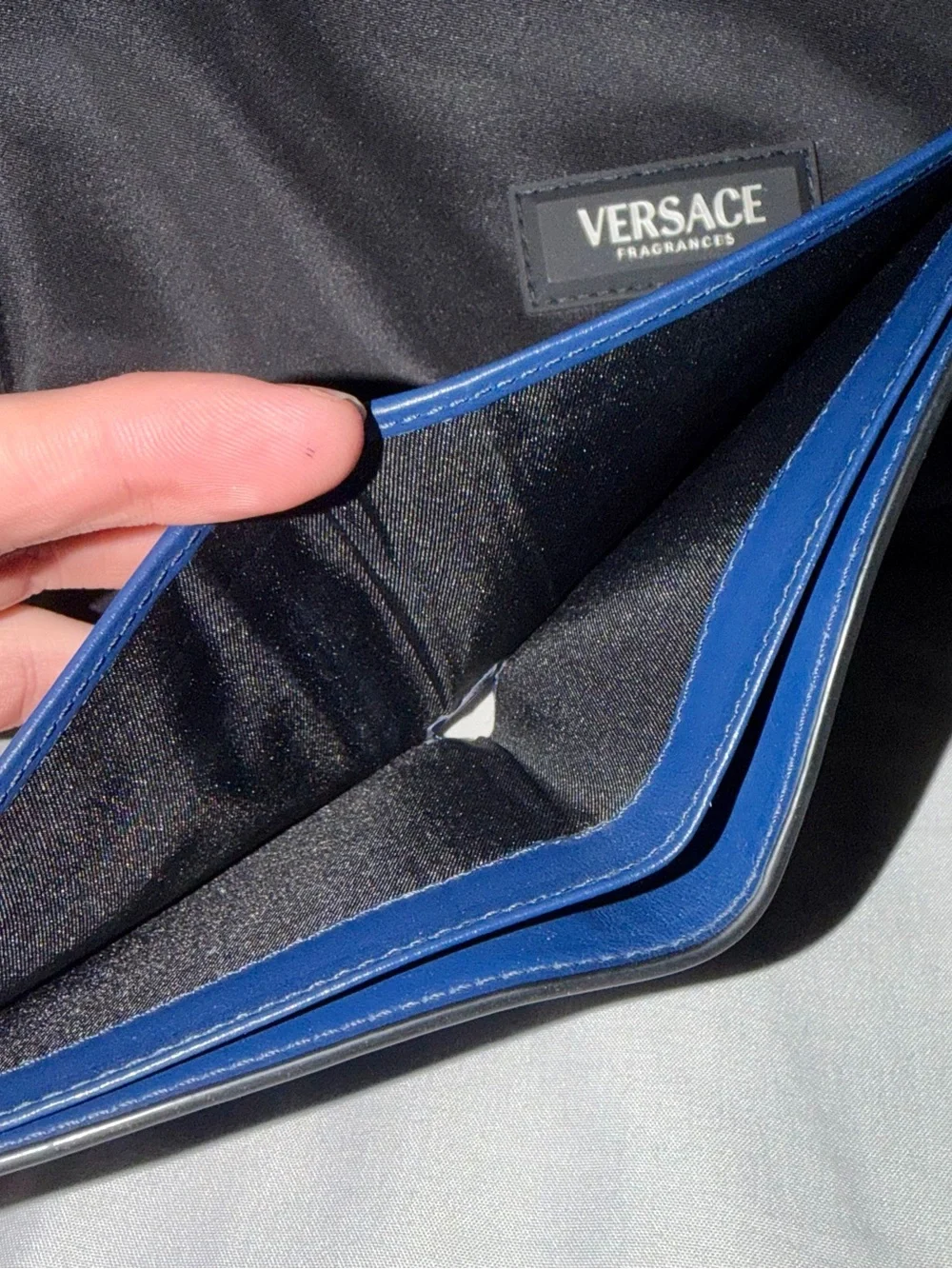 Pre-Loved VERSACE Men’s Blue Wallet + Black Nylon Drawstring Backpack (Unused!)